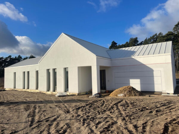 E38FF266-9992-4CD7-AE5C-103D892ABC1B